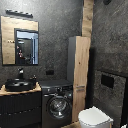 Ceramic Boleslawiec-klimatyzacja, Parking Podziemny Apartamento *